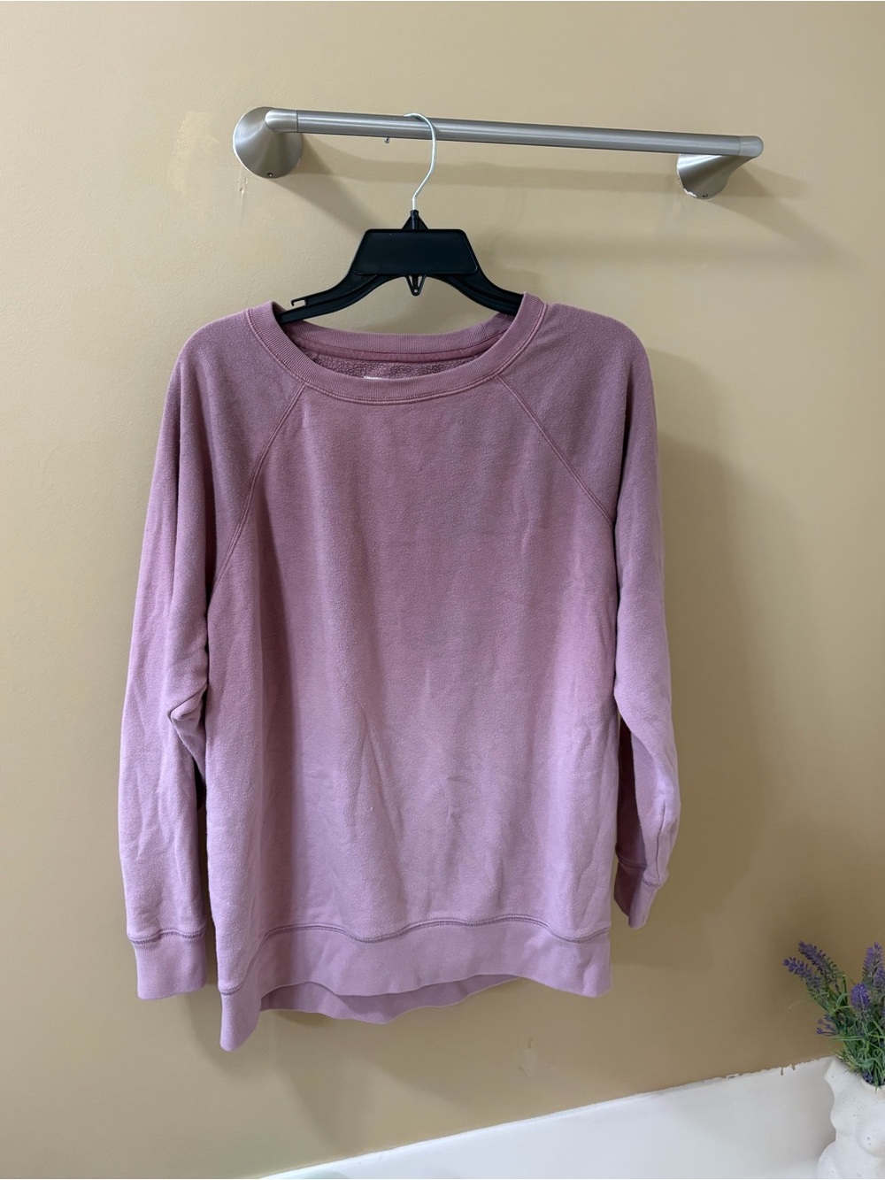 5/$25 American Eagle Jegging Fit Sweatshirt 2 Tone Purple M